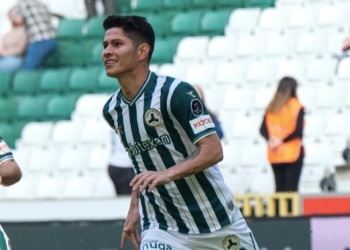 ¡Primer golazo de Jorman Campuzano en Europa!
