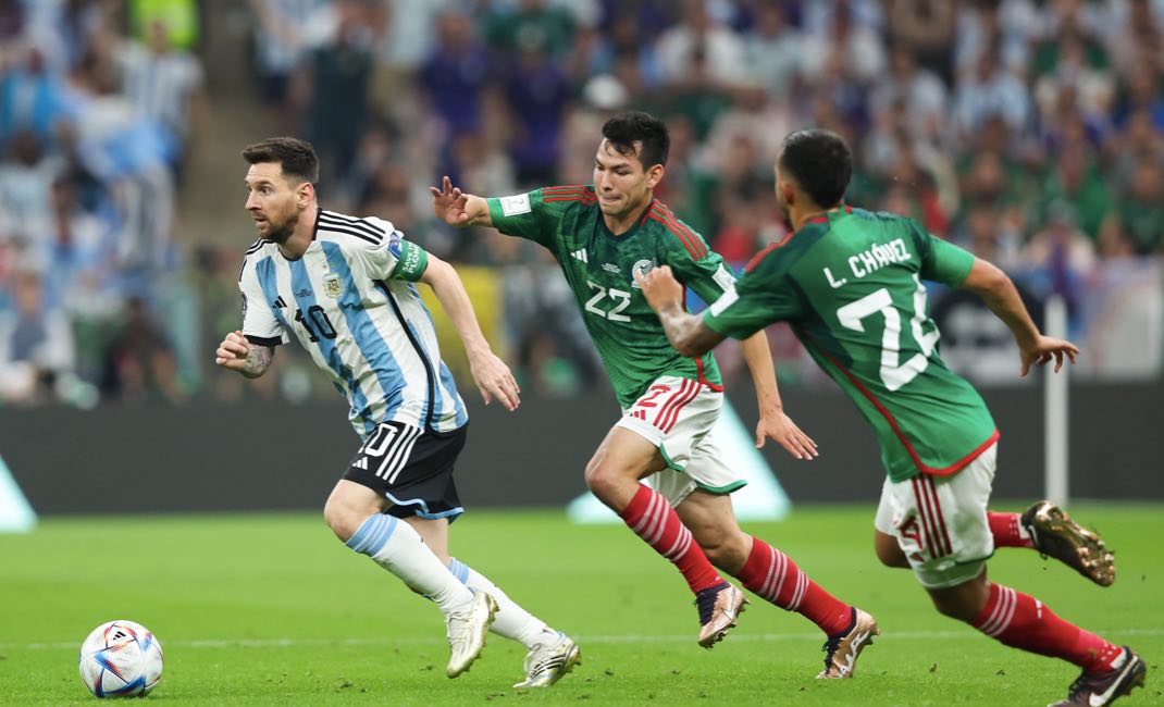 México se achicó ante Argentina por cuarta vez en un Mundial