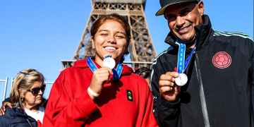 Colombia visitó París después de ser subcampeona del mundo