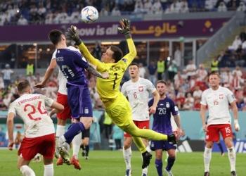 Szczesny comete penal y luego se lo ataja a Lionel Messi