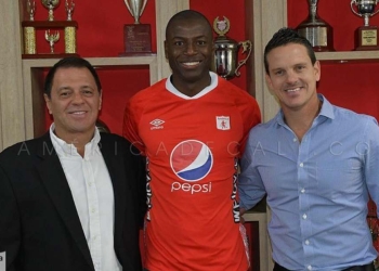 ¿Adrián Ramos renovará?: presidente de América aclaró los rumores