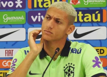 ¡Se calentó Richarlison! Su defensa a Neymar y “ese periodista es un imbé…”