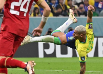 Arrancó el baile de Brasil en Catar con los goles de Richarlison