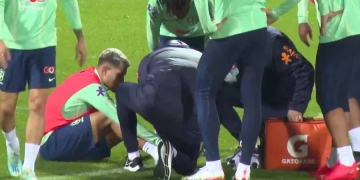 Video: ¡El susto en el entrenamiento de Brasil!
