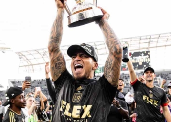 Al ritmo de Shakira, Pachuca presentó a Cristian Arango para 2023