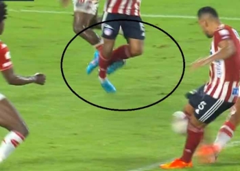 La jugada de Dairon Mosquera por la que reclamaron en Barranquilla