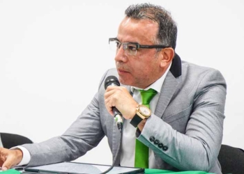 Carlos Velasco: “No quiero el puesto del profesor Pinto”