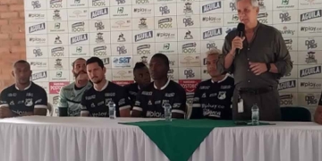 Mena: fecha para ponerse al día y gestión adelantada para cumplir