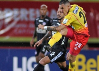 Junior de Barranquilla y una opción de fichar a Leonardo Castro