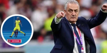 Alfaro, irónico por el gol anulado en offside semiautomático: “Se tiene que cortar las uñas”