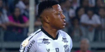 Jhon Vásquez: el riesgo del descenso y futuro en suspenso