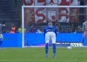 La clave para atajar el penalti de Luis Carlos Ruiz: “Antes del partido…”