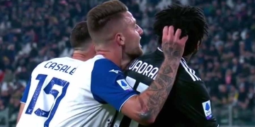 ¡Marcó a Cuadrado agarrándolo del cabello!