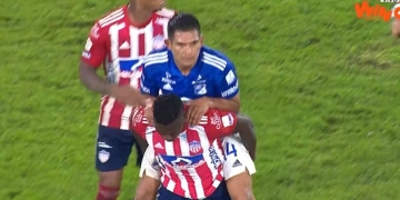 ¡Arre, Cetré! El curioso momento con Mackálister Silva en El Campín