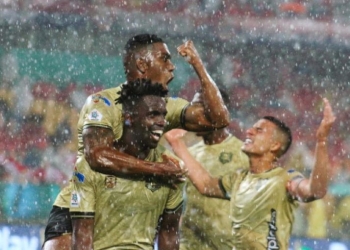 Águilas ya tendría el reemplazo de Leonel Álvarez