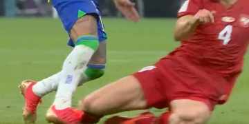 Video: el momento en que Neymar se lastimó el tobillo