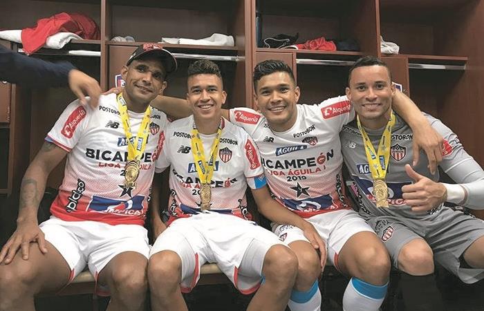 Junior planea repatriar a varios futbolistas: Arturo Reyes lo confirmó
