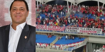 Las múltiples pancartas en contra de Tulio Gómez en el Pascual Guerrero