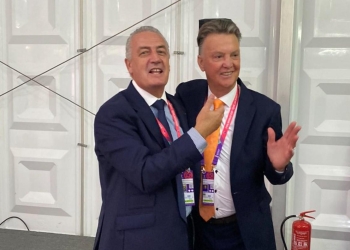 El “merecieron ganar” de Van Gaal para Alfaro