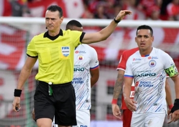 Desde Pasto se quejan: «Cada vez que pita Roldán, gana América»