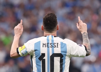 Video: ¡Así retumbó Buenos Aires con el penal de Lionel Messi!