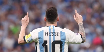 Video: ¡Así retumbó Buenos Aires con el penal de Lionel Messi!