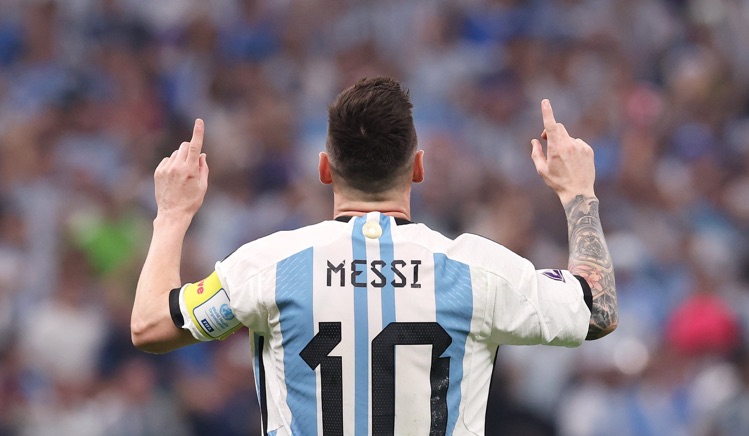 Video: ¡Así retumbó Buenos Aires con el penal de Lionel Messi!