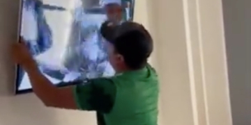 Destruyó el televisor tras la eliminación de México en Catar 2022