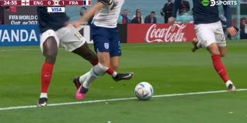 Con Nicolás Gallo en el VAR: ¿Era penal para Inglaterra?