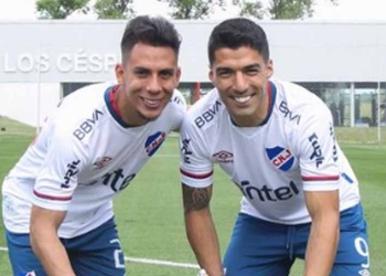 Álex Castro: el campeón jugando con Luis Suárez que busca equipo