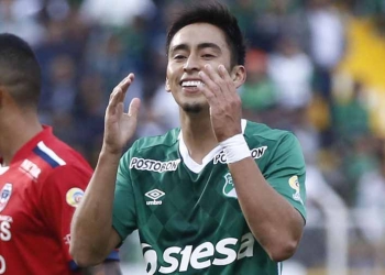 ¿Hubo algo por Fabián Sambueza?