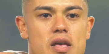 Emoción al 100%: Leo Castro, Carlos Ramírez y más lágrimas en el himno de Pereira