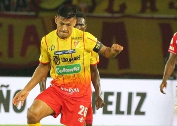 El trino viral de Jhonny Vásquez a un periodista pidiendo respeto por Deportivo Pereira