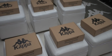 Niños de la fundación ‘Tiempo de juego’, beneficiados con dotación de Kappa