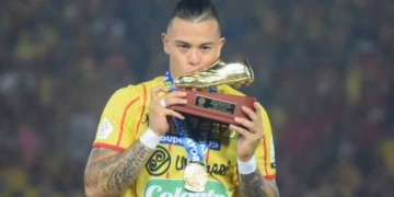 3 opciones para Leo Castro en 2023: ¿Alguno de ellos logrará el fichaje?