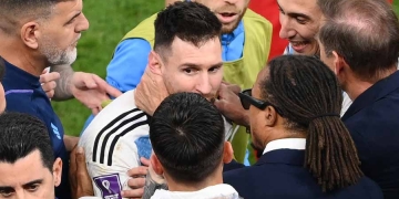 Messi: «Topo Gigio», palabras a Van Gaal y «¿Qué mirás, bobo?». ¿Para quién?