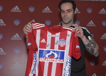 adidas ya trabaja en la nueva camiseta de Junior: ¿Cómo sería el diseño?