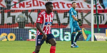 Son canteranos de Junior pero no están en los planes de Arturo Reyes