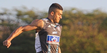 Carlos Sierra y su alegría de ser rojiblanco: "Toda mi familia es juniorista"