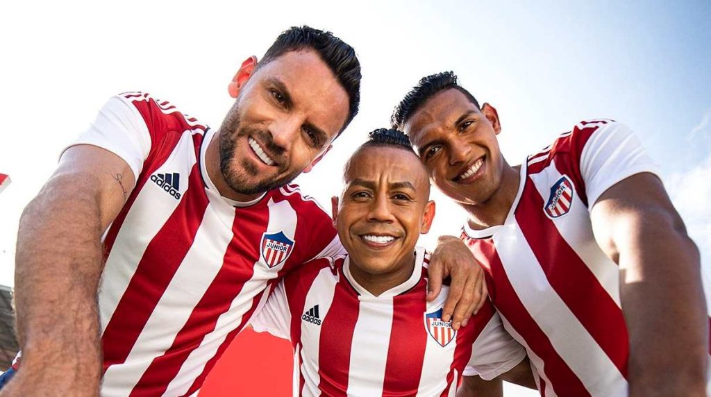 ¿Cuánto cuesta la nueva camiseta adidas del Junior de Barranquilla?