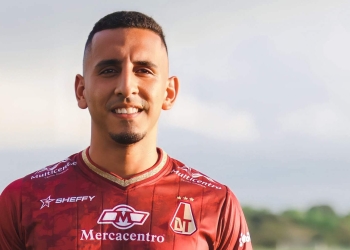 Carlos Esparragoza: Junior lo desechó y ya dio su primera asistencia en el Tolima