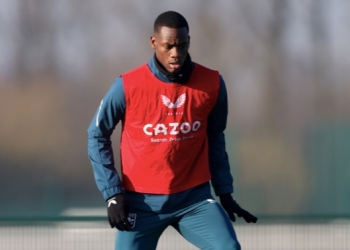 ¿Se viene el debut de Jhon Durán? Unai Emery dio la noticia