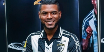 Roberto Hinojosa, presentado: “Estar acá me abre muchos sueños”