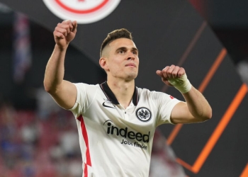 Santos Borré podría ser rival de James en Grecia: ¿Quién lo quiere?