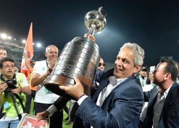 Técnicos campeones del FPC que hoy se encuentran sin equipo