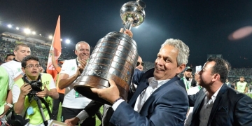 Técnicos campeones del FPC que hoy se encuentran sin equipo