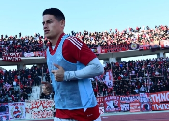 Volos 0 – Olympiacos 4 por la Superliga de Grecia. Así le fue a James Rodríguez
