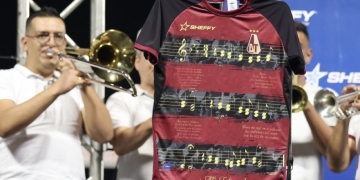 Las nuevas camisetas del Deportes Tolima: volvió el diseño a rayas