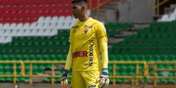 El silencioso paso de Devis Vásquez por el FPC: equipos y lo único que jugó