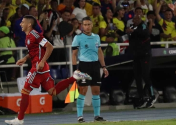 Video: el GOLAZO de Gustavo Puerta a Brasil